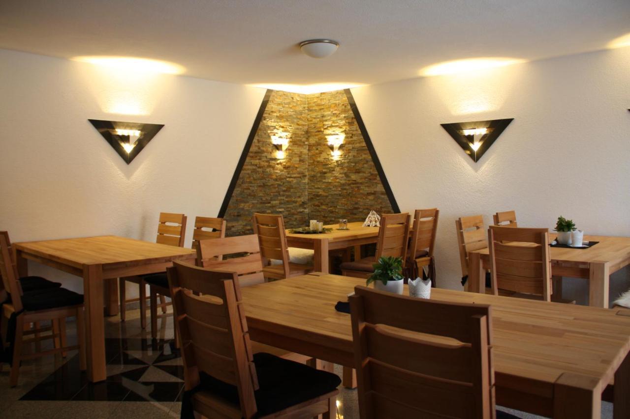 WuestenrotZum Kreuzritter公寓式酒店 外观 照片